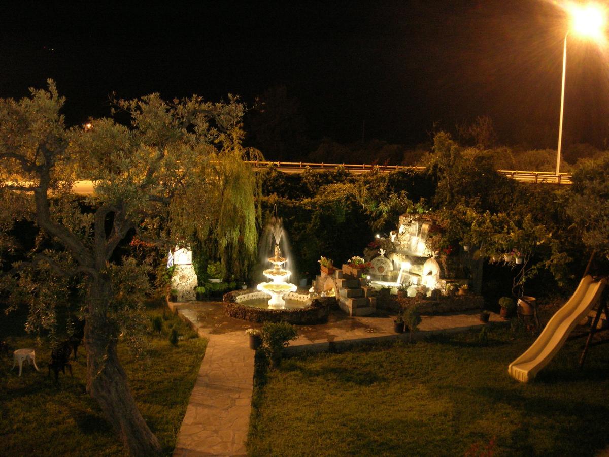 Villa Karapataki Skala Rachoni  外观 照片