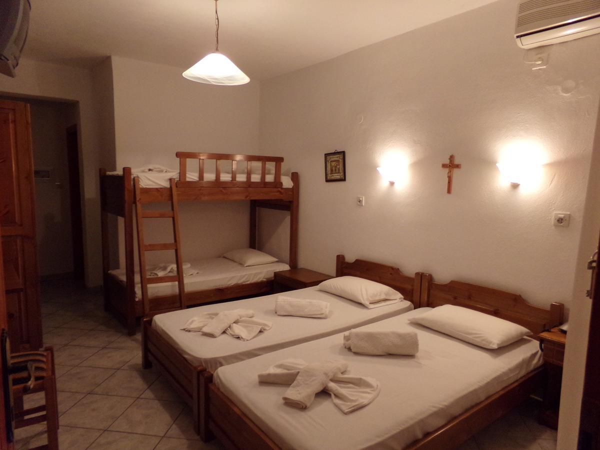 Villa Karapataki Skala Rachoni  客房 照片